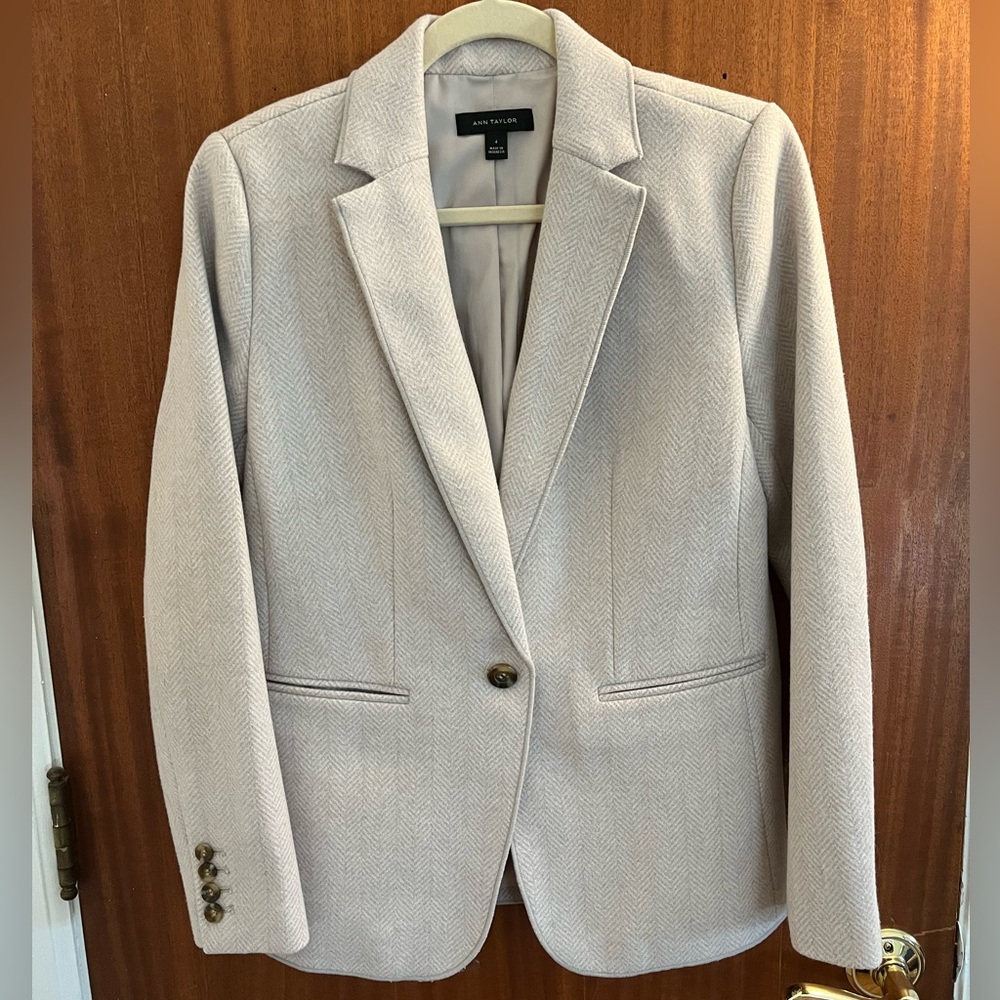 Ann Taylor Herringbone Kint Modern Blazer
